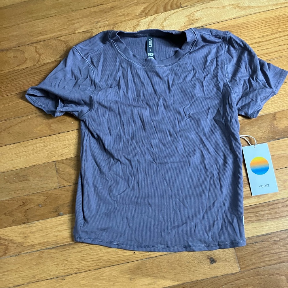 Vuori Pose fitted tee